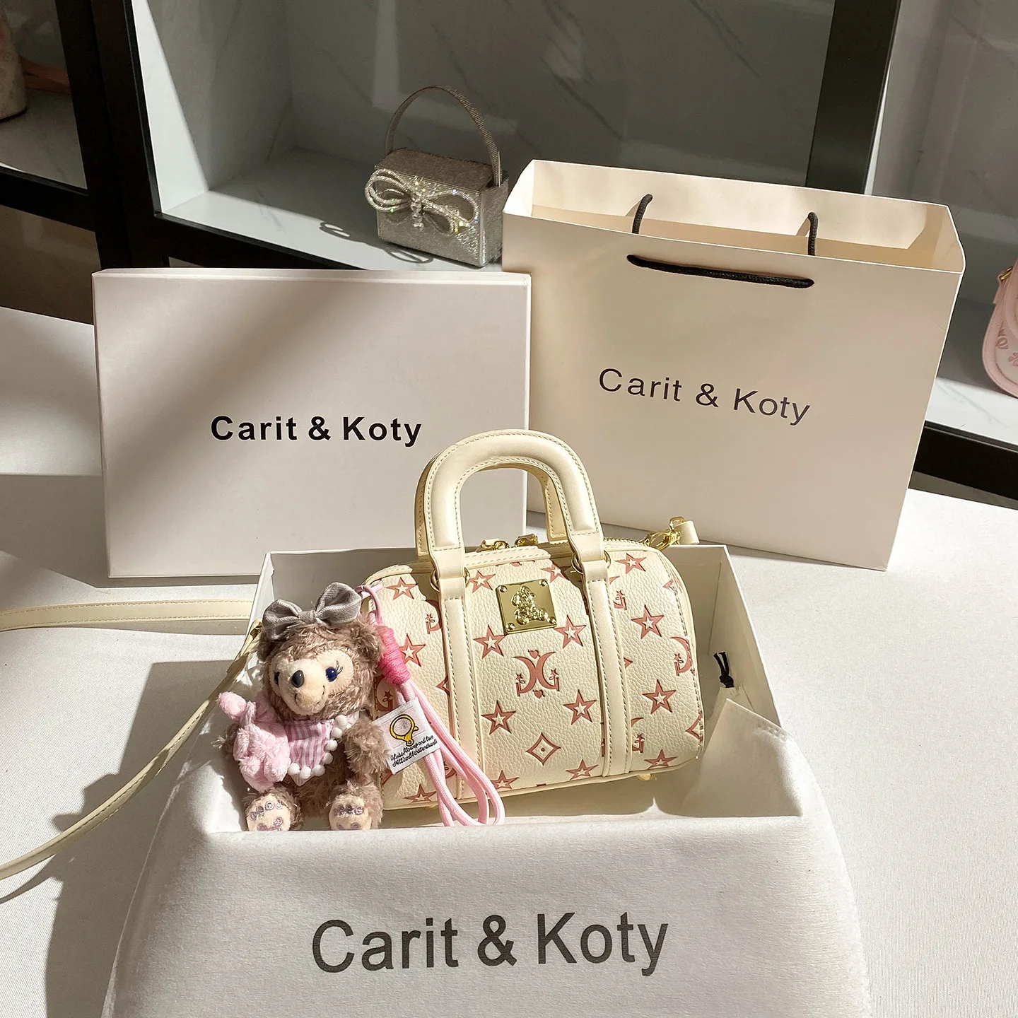 

Уникальная высококачественная винтажная сумка для подгузников для женщин, простая кожаная сумка через плечо, роскошная дизайнерская минималистичная сумка-тоут, большая вместительная сумка на плечо.