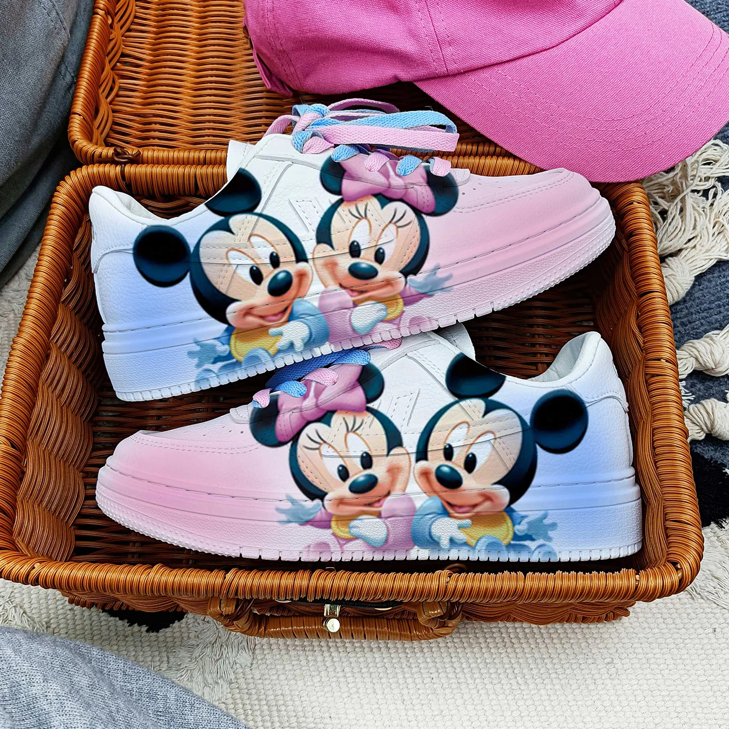 Nowy Disney kreskówka kobiety księżniczka Minnie Mickey Mouse śliczne obuwie antypoślizgowe buty sportowe z miękkim dnem na prezent dla dziewczynki