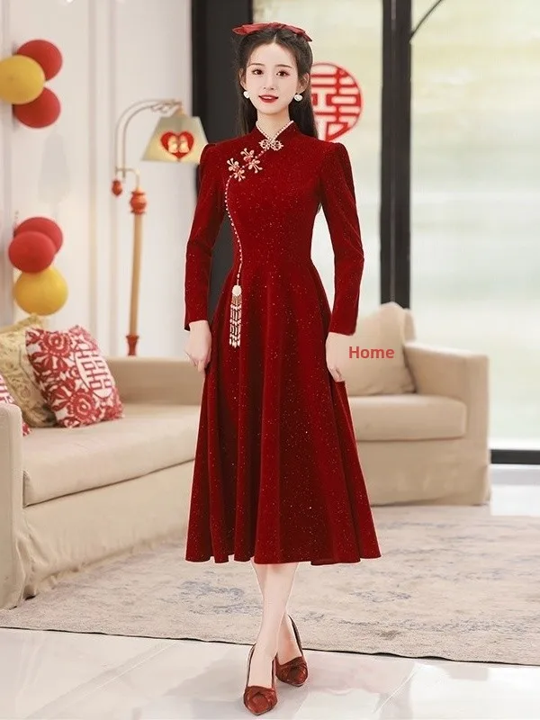 Retro Chinese Style Fake Two-Piece Dress Long Sleeve Embroidered Tassel Dress Wine Red Color Bridal Party Evening Gown