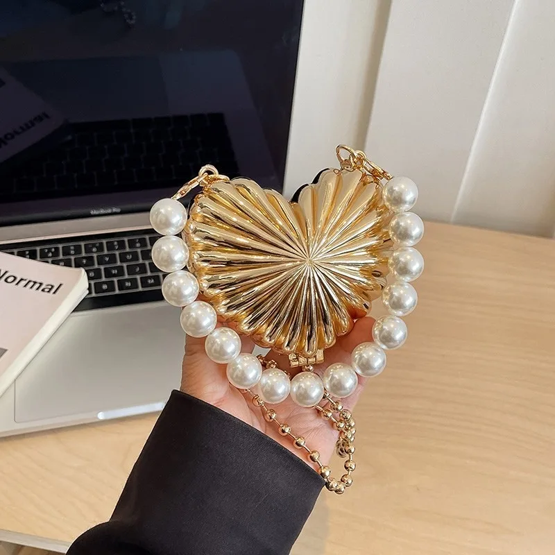 Sparkling Heart Shaped Clutch Bag with Rhinestone Bow Mini Metal Evening Purse with Pearl Chain Cute Crossbody Bag for Party view 2