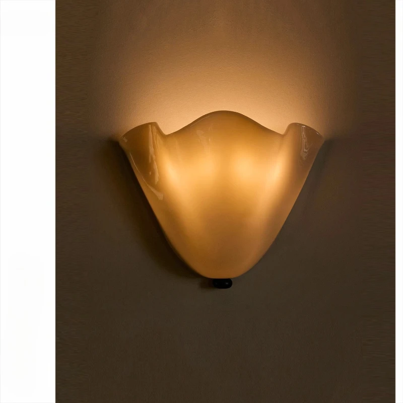 

Красочный стеклянный настенный светильник с цветком, декоративный светильник в стиле ваби-саби во французском винтажном стиле для гостиной, прикроватной тумбочки и прихожей