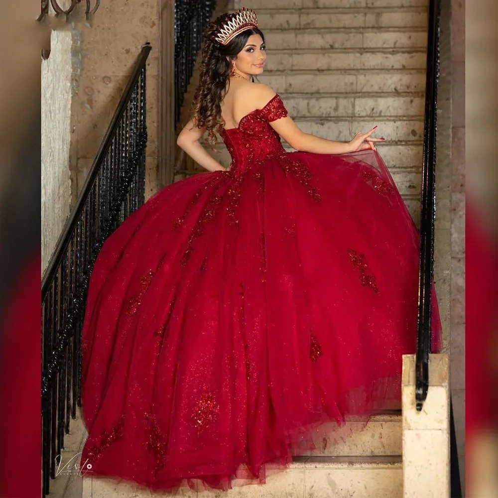 

Lorencia Burgundy Ball Gown Quinceanera Dress 2024 Lace Applique Beaded Sequin Princess Sweet 16 Meninas De 15 Anos Porno YQD524