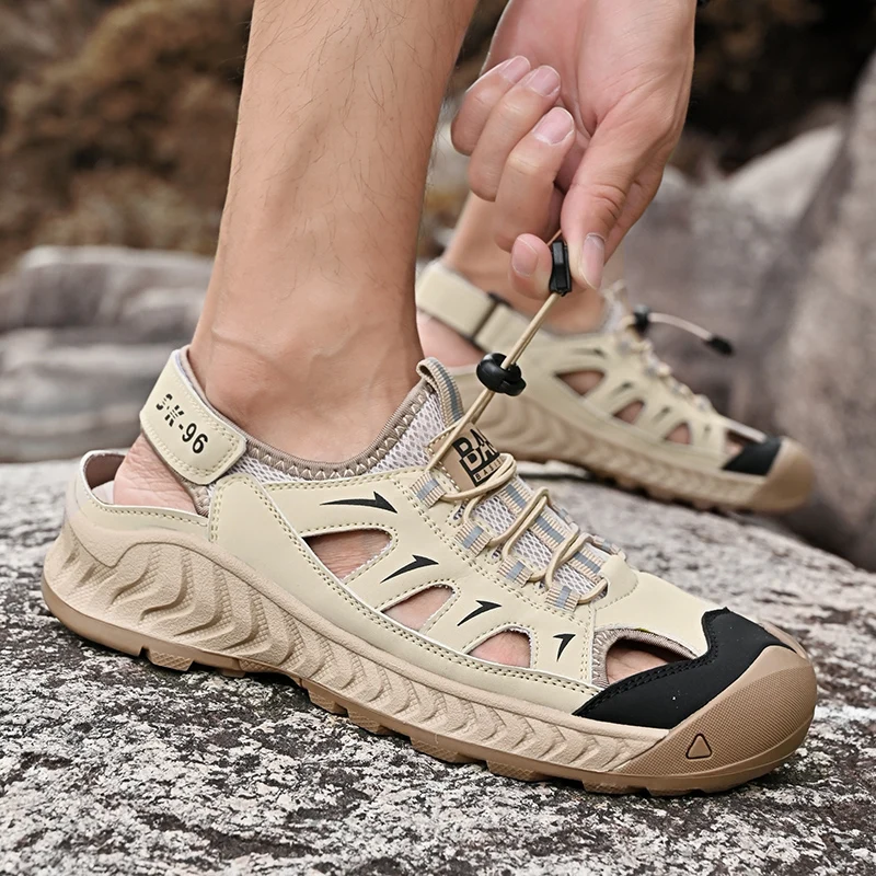 Summer Fashion New Beach Sandals Anti-collision Hiking Shoes for Outdoor Hiking Comfortable Breathable Thick-soled Men\'s Shoes