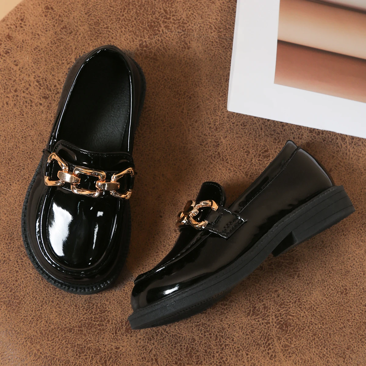 Fashion Kid Princess Shoes Child Round Toe Casual Leather Shoes Children Outdoor Soft Party Flat Girl British Style Wedding Shoe
