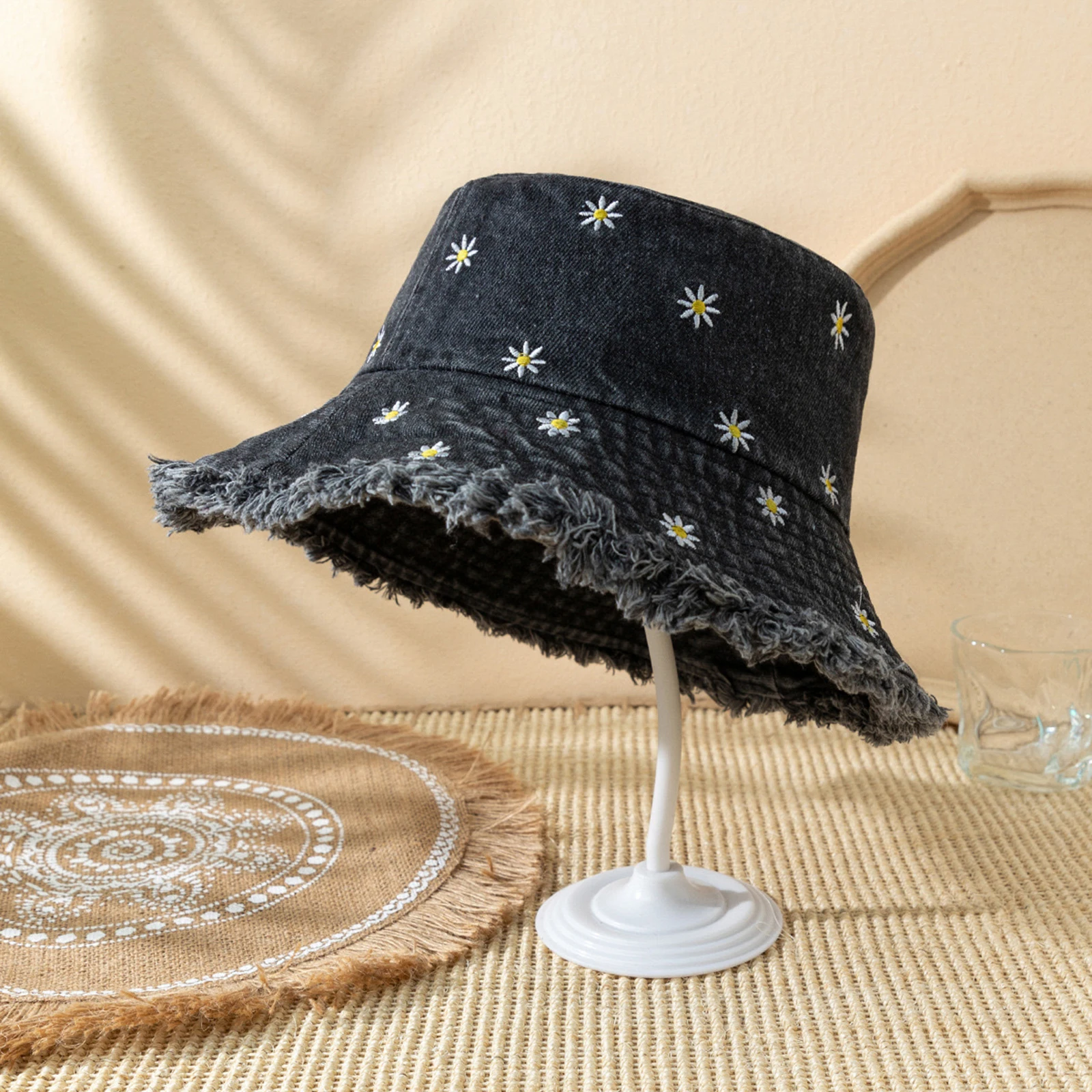 Denim Bucket Hats for Women Elegant Daisy Embroidery Sun Cap Outdoor Wide Brim Fisherman Hat