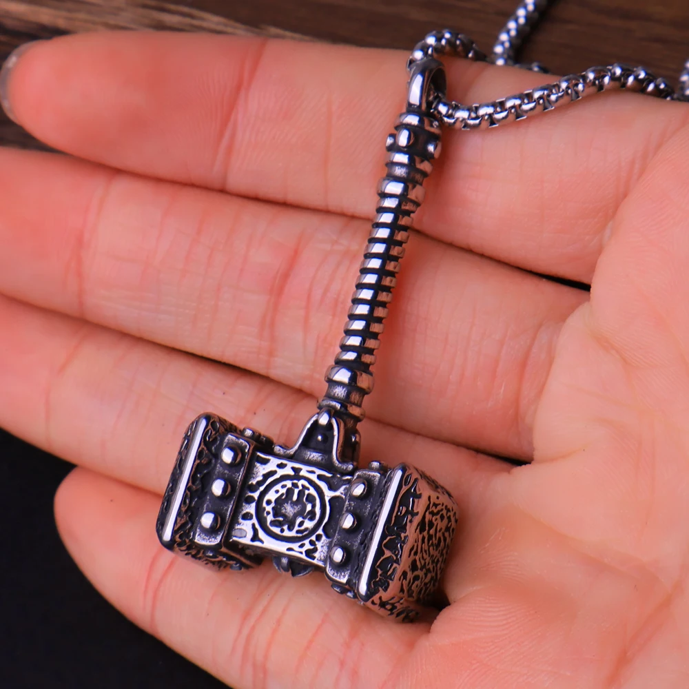 Viking Thor Hammer Pendant Necklace for Men Vintage Viking Necklace Stainless Steel Scandinavian Amulet Jewelry Wholesale