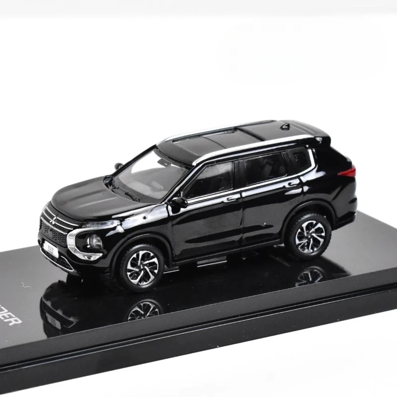 Original Factory 1/64 Mitsubishi Outlander Alloy Toy Motor Vehicle Diecast Metal Model Gifts