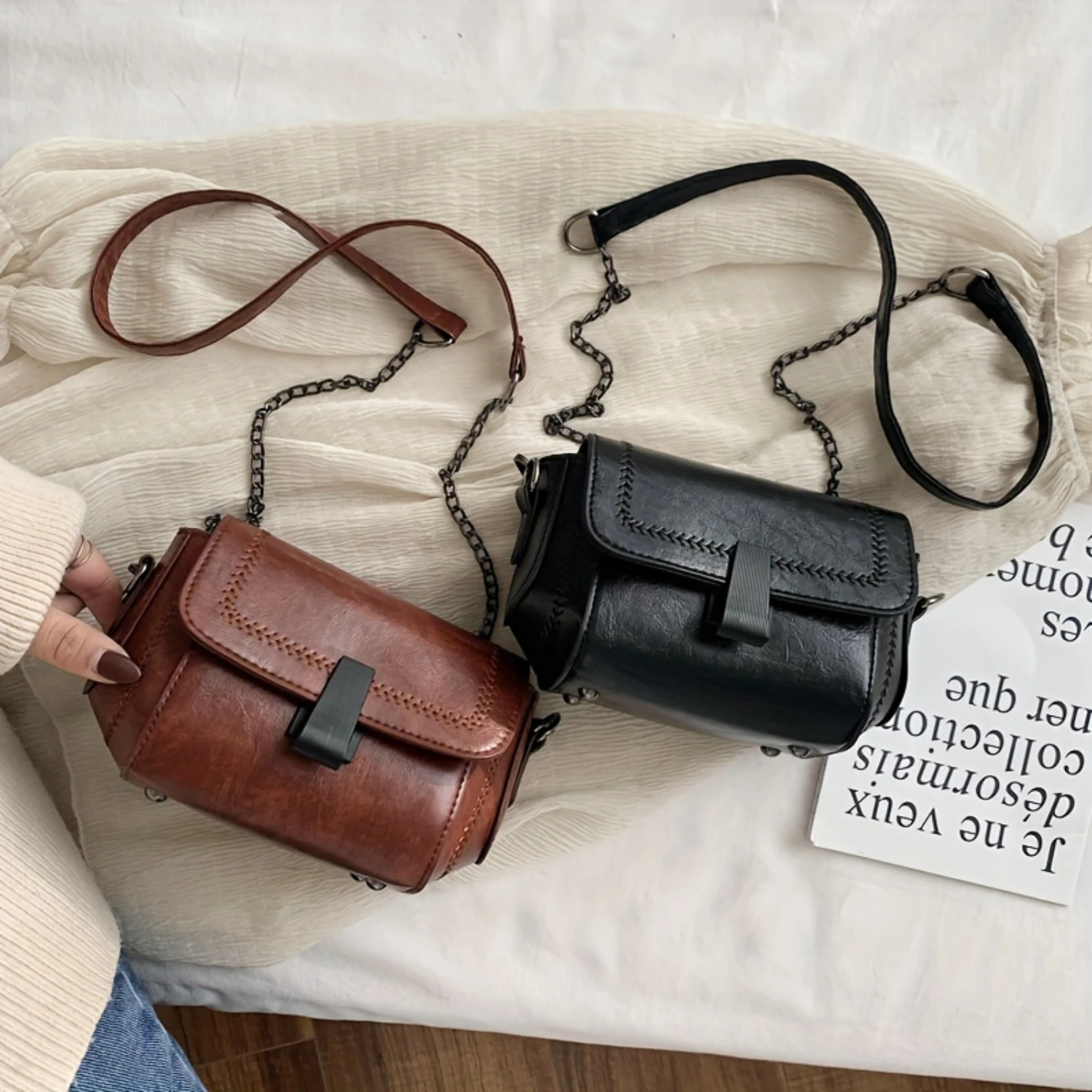 

Vintage Mini Crossbody Shoulder Bag- Women's Retro Fashion Handbag & Purse