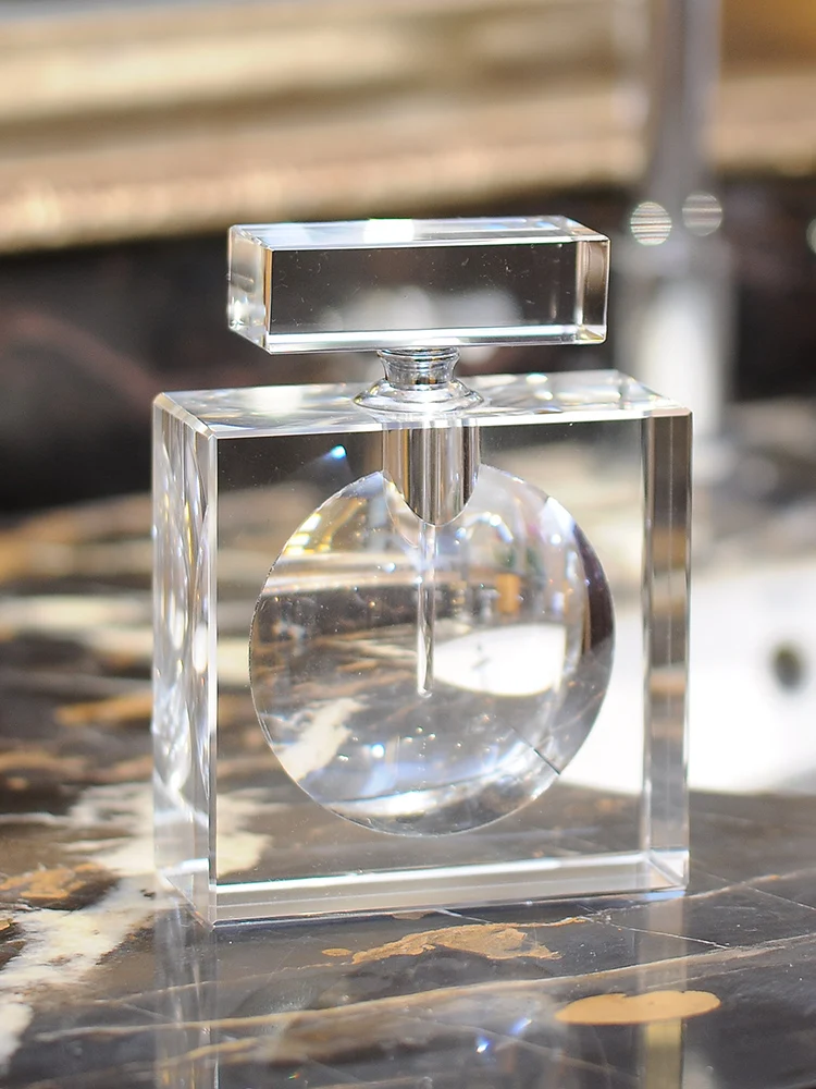 Modern Clear K9 Crystal Perfume Bottle Empty Small Large For Home Tabletop Decoration Personal Gifts