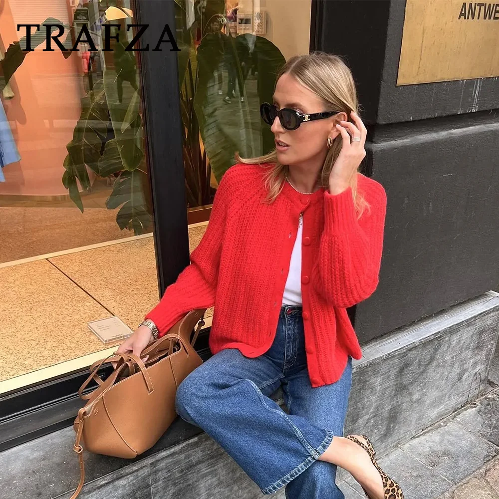 TRAFZA 2024 Autumn Winter Casual Knitted Women Sweater Fashion Vintage Solid Raglan Sleeve O Neck Single Breasted Ladies Sweater