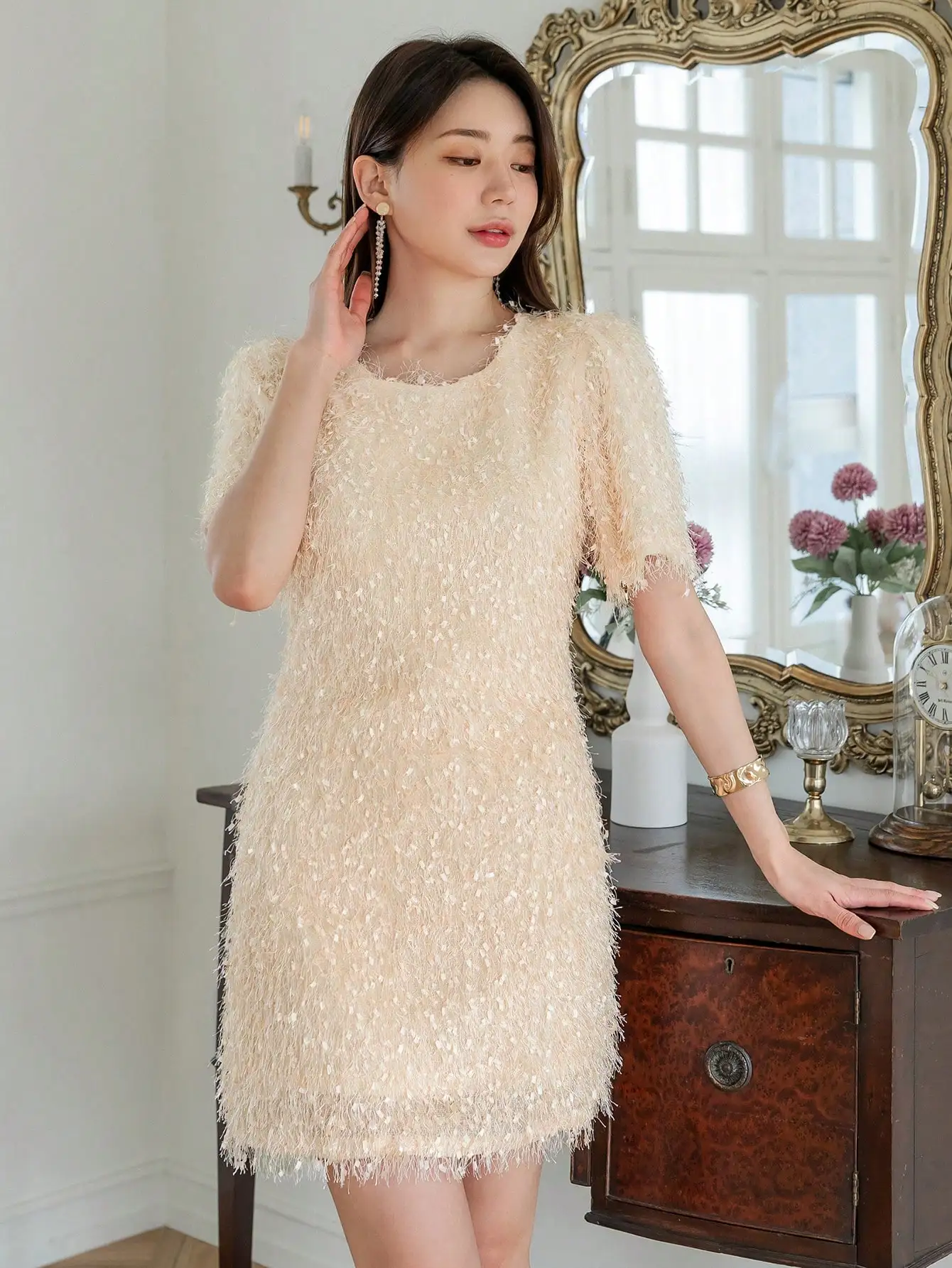 Apricot tassel dress, autumn and winter new style, elegant socialite party dress, can be worn as a birthday gift dress on weekda