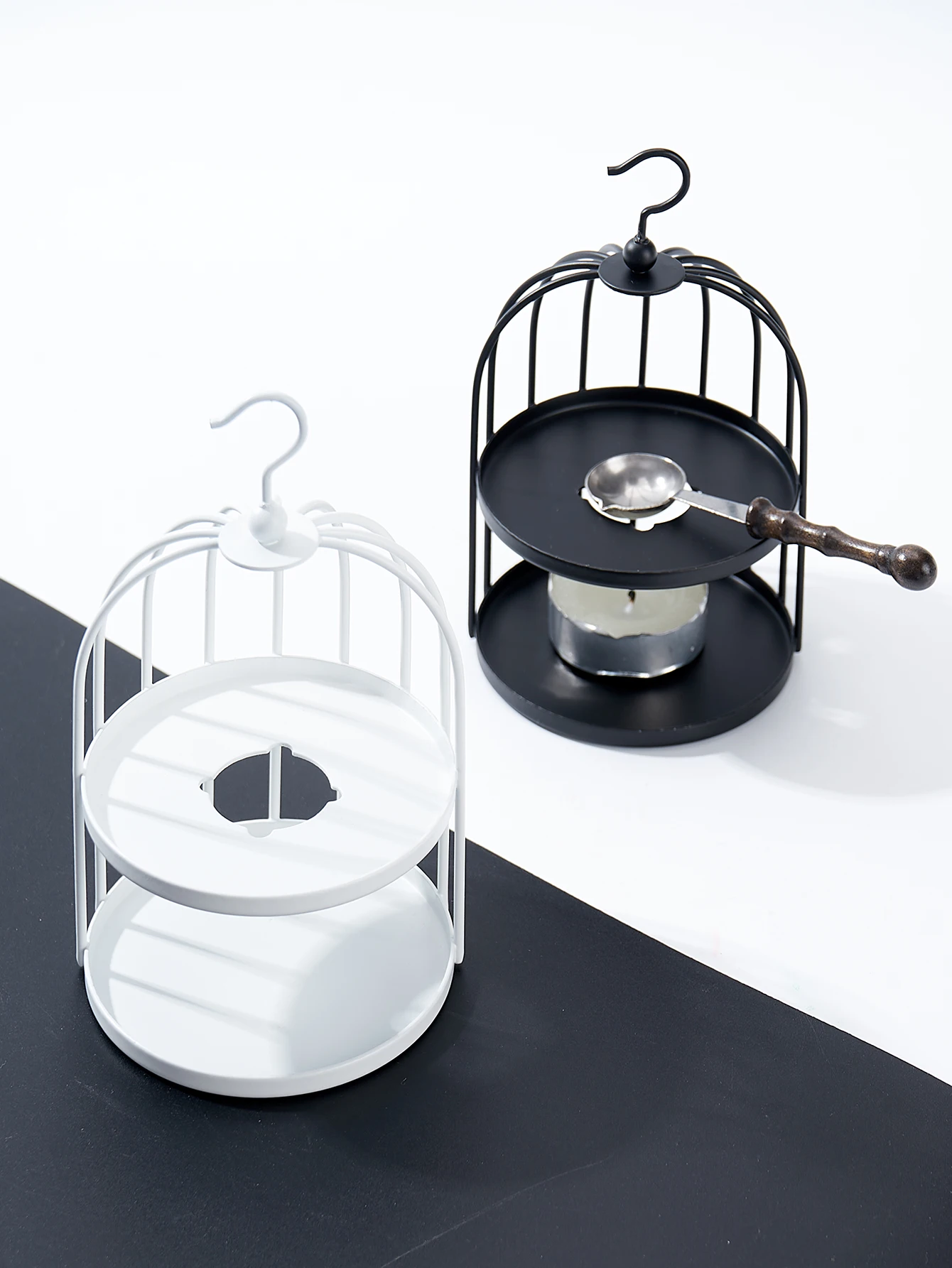 

1 set of fire paint sealing wax melting furnace kit, 1pc birdcage shaped fire paint furnace, 1pc fire paint spoon, 1pc candle