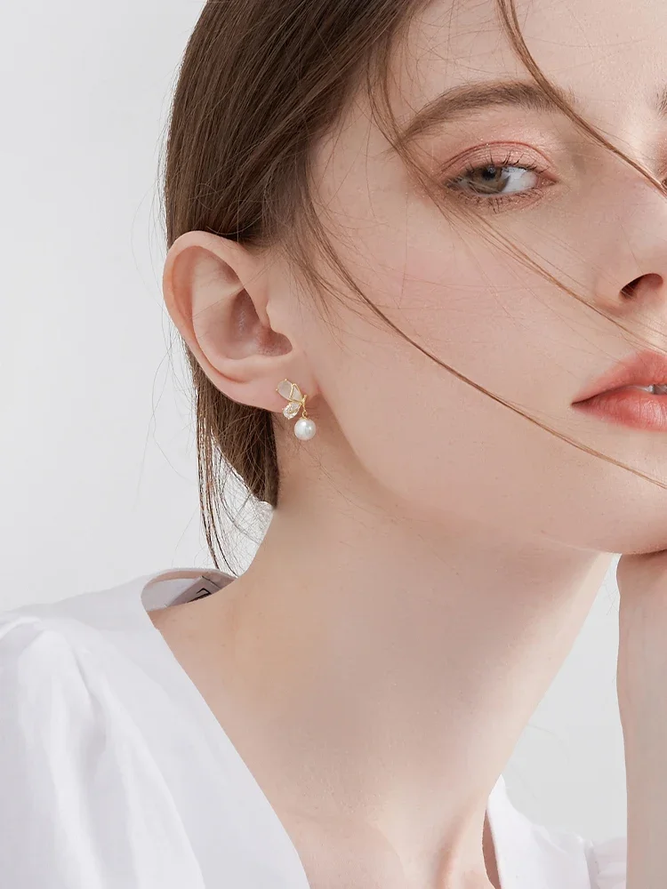 Butterfly imitation opal earrings female light luxury fairy earrings