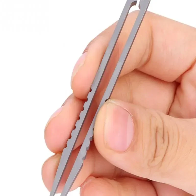 1Piece Portable Titanium Alloy Tweezers Outdoor Survival Camping Travel Mini Tools EDC Equipment Outdoor Tool Camping Supplies