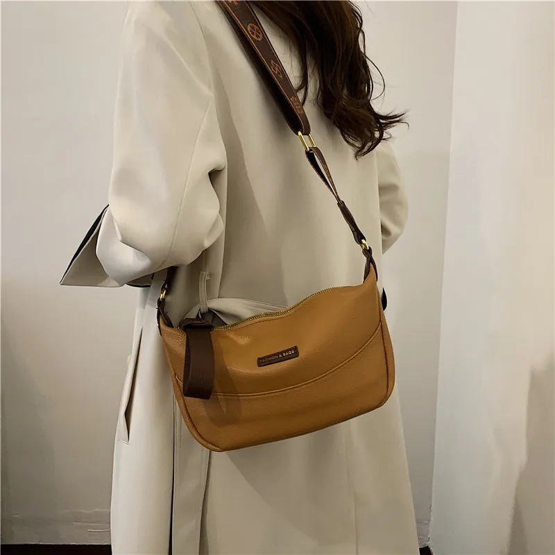 Sac à Bandoulière en Cuir PU Solide pour Femme, Sacoche d'Extérieur Simple, Décontracté, Polyvalent, Rangement CommPiedmont, Nouvelle Mode