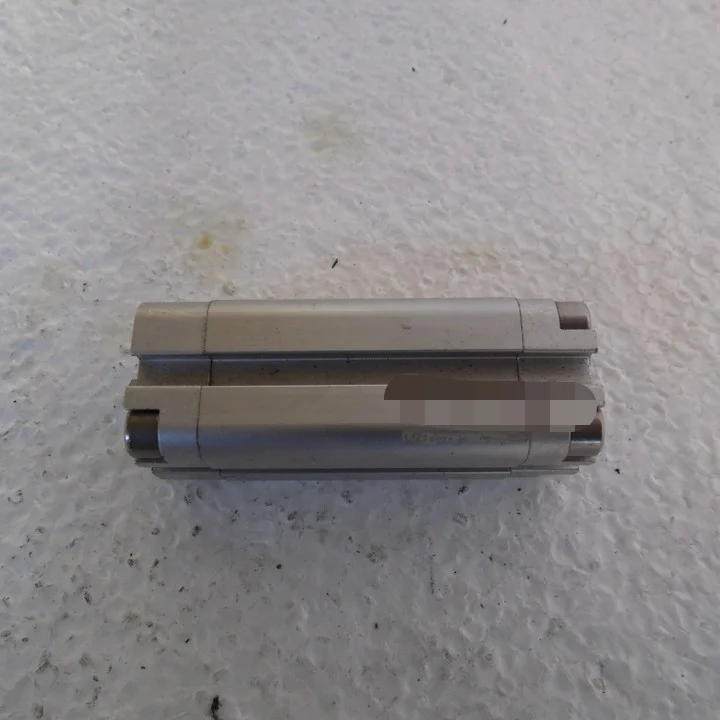 

Компактный цилиндр 156850 ADVUL-12-40-PA Хороший ПЛК