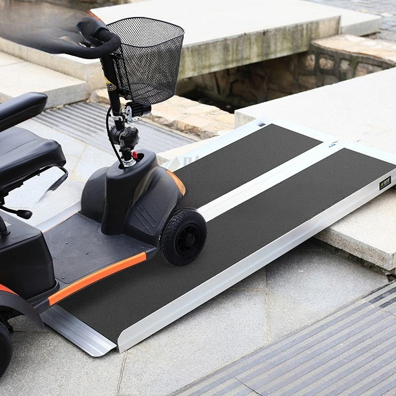 

Aluminum alloy ramp Portable subway ramp board Mobile ramp Barrier-free film board
