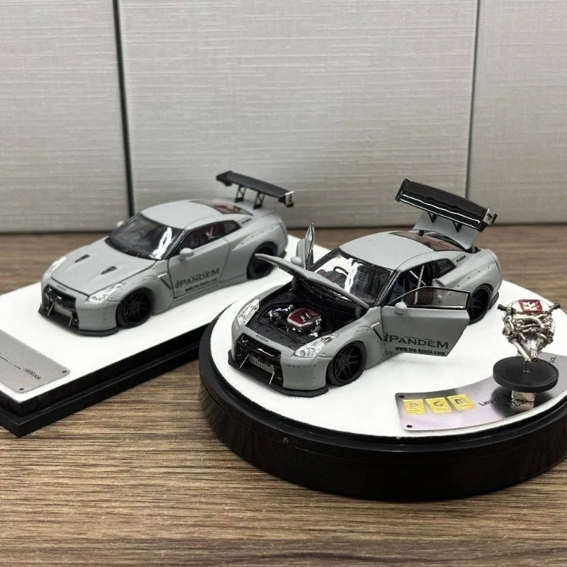 Diecast PGM 1:64 Scale GTRR35 PANDEM Rocket Rabbit Alloy Car Model