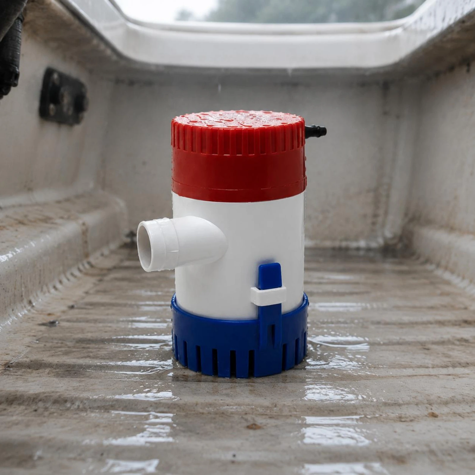 

Compact Submersible Water Pump Automatic Drainage System Bilge Pump Low Water Level Marine Tool for Boat Yacht RV