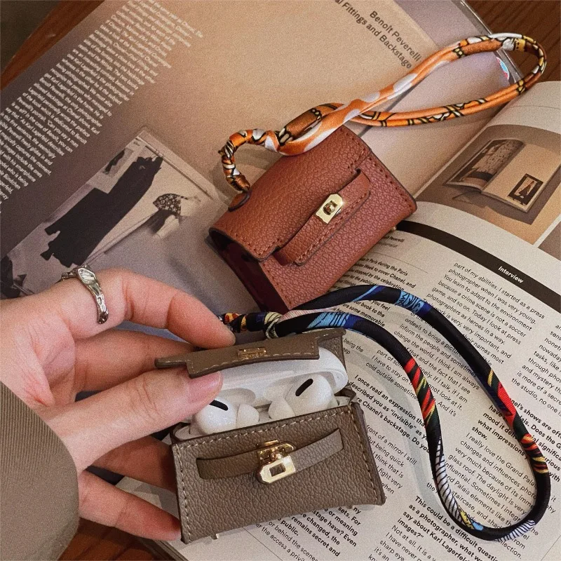 High-end Leather Headphone Bag with Hand Strap Available in 13 Colors AirPod Case AirPods Pro Case Headphone Protective Cover