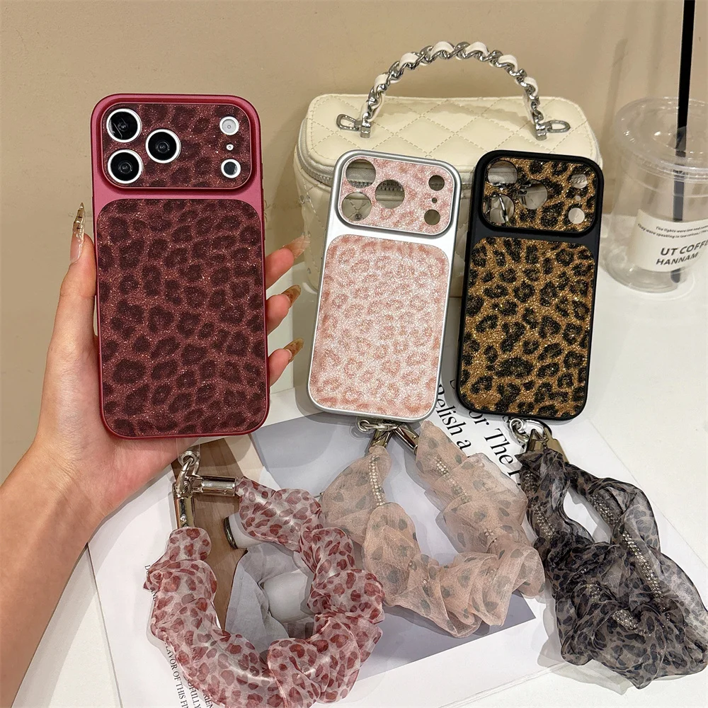 Fashion Korea Cute color leopard Phone Case for iPhone 18 17 Pro 16 Max 15 16 17 18 Pro Max Shockproof with Chain Cover Cases