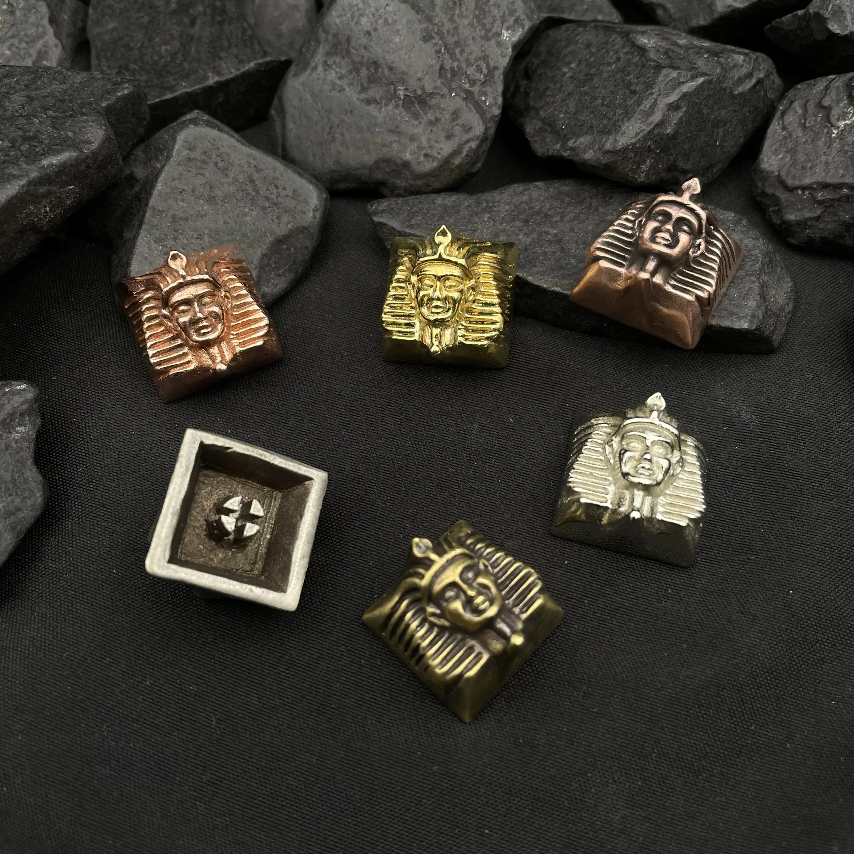 

Original Ancient Egyptian Pharaoh Personalized Keycap Pharaoh Mask Mechanical Keyboard Cross Axis Universal Keys
