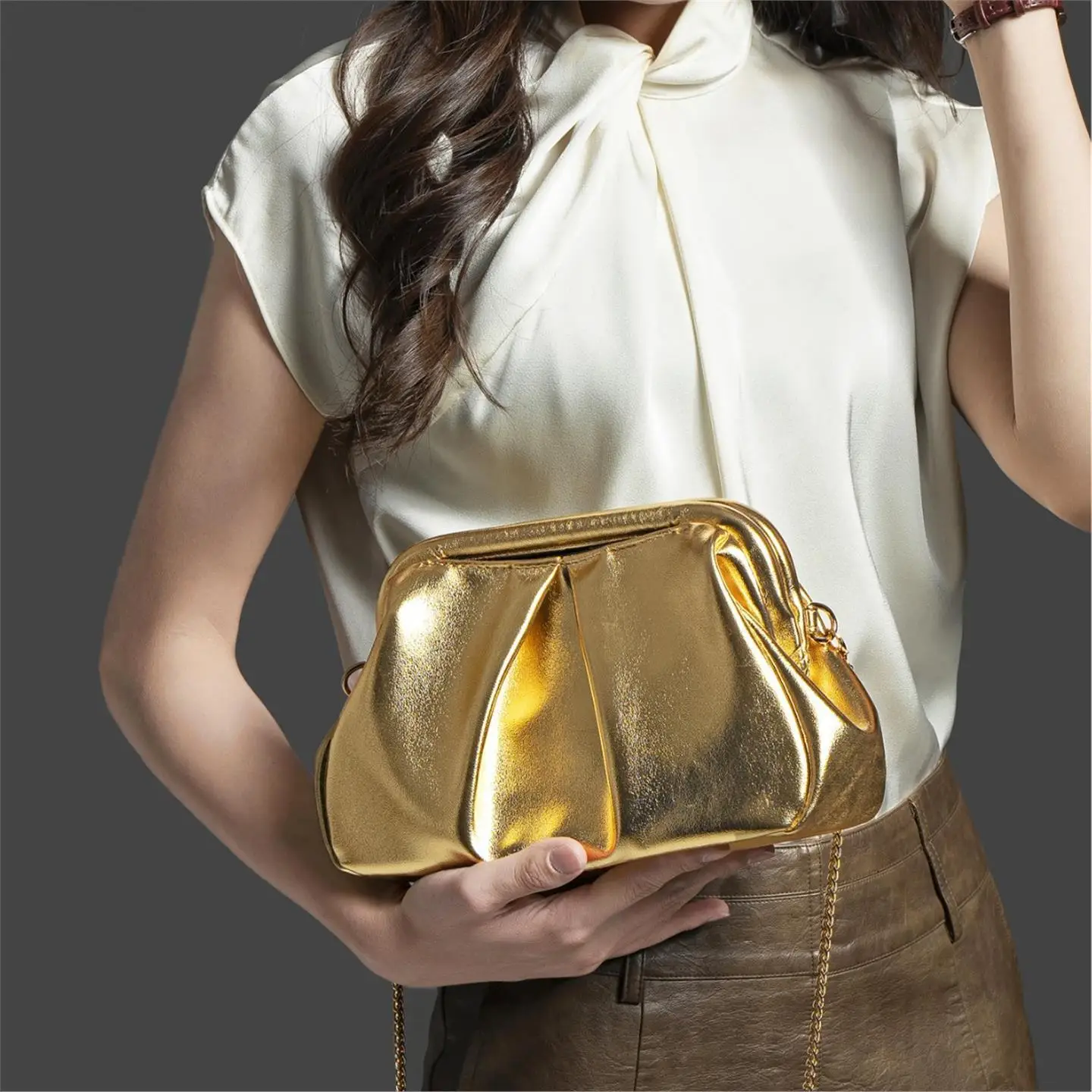 

Новинка 2025, женский клатч с золотой цепочкой, вечерняя сумочка, сумка через плечо с одним ремешком, складная женская сумочка-кошелек