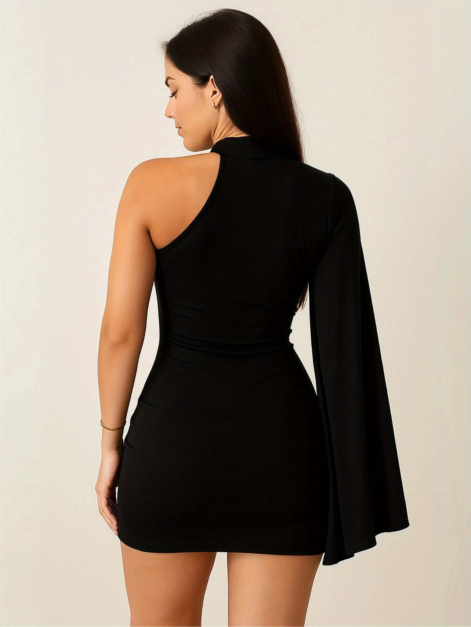 Ladies Sexy Neckline High-End Party Dress Asymmetrical Split Sleeve Ball Gown Suitable for Parties Play And Holiday