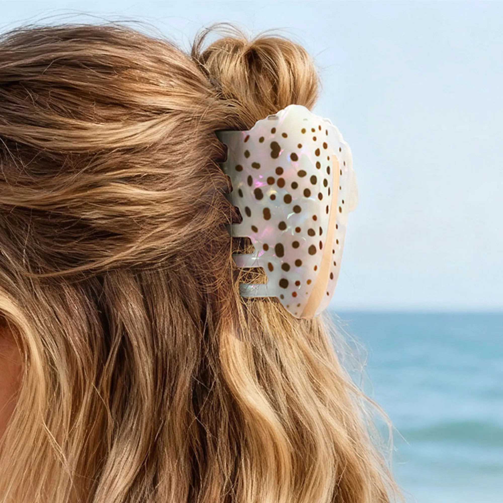 قطعة واحدة من قشرة مخروطية عبرية مخصصة ومخلب شعر على شكل قشرة مخروطية من القماش لقضاء عطلة صيفية في هاواي