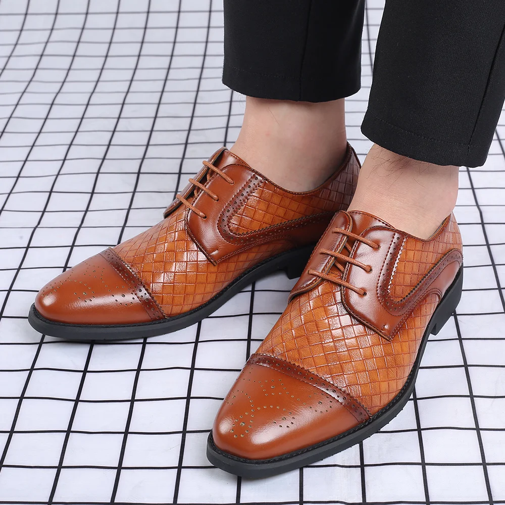 

New Men Plus Size Business Formal Casual Splicing Carving Breathable Comfortable Classic Youth Fashion Shoes