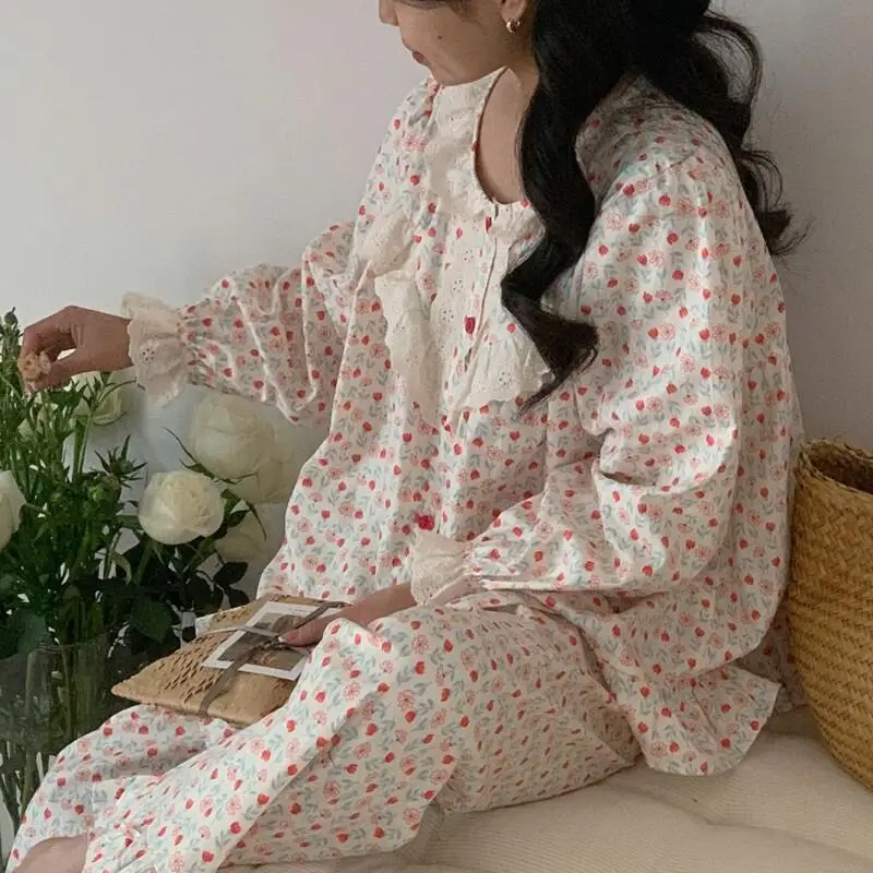 

Lace Lapel Women's Sleepwear Set, Fashionable Home Wear, Long Sleeved Printed Soft and Comfortable Home Wear