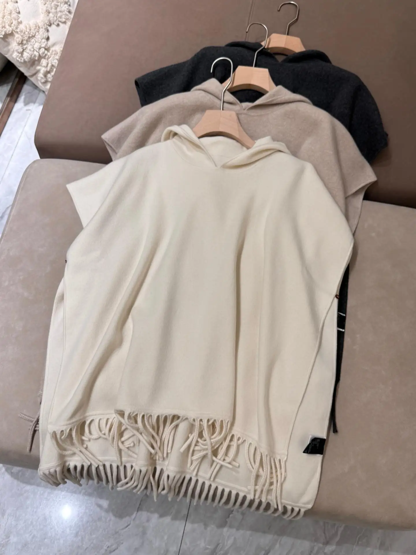 

Women's luxurious hooded cashmere fringed shawl cape