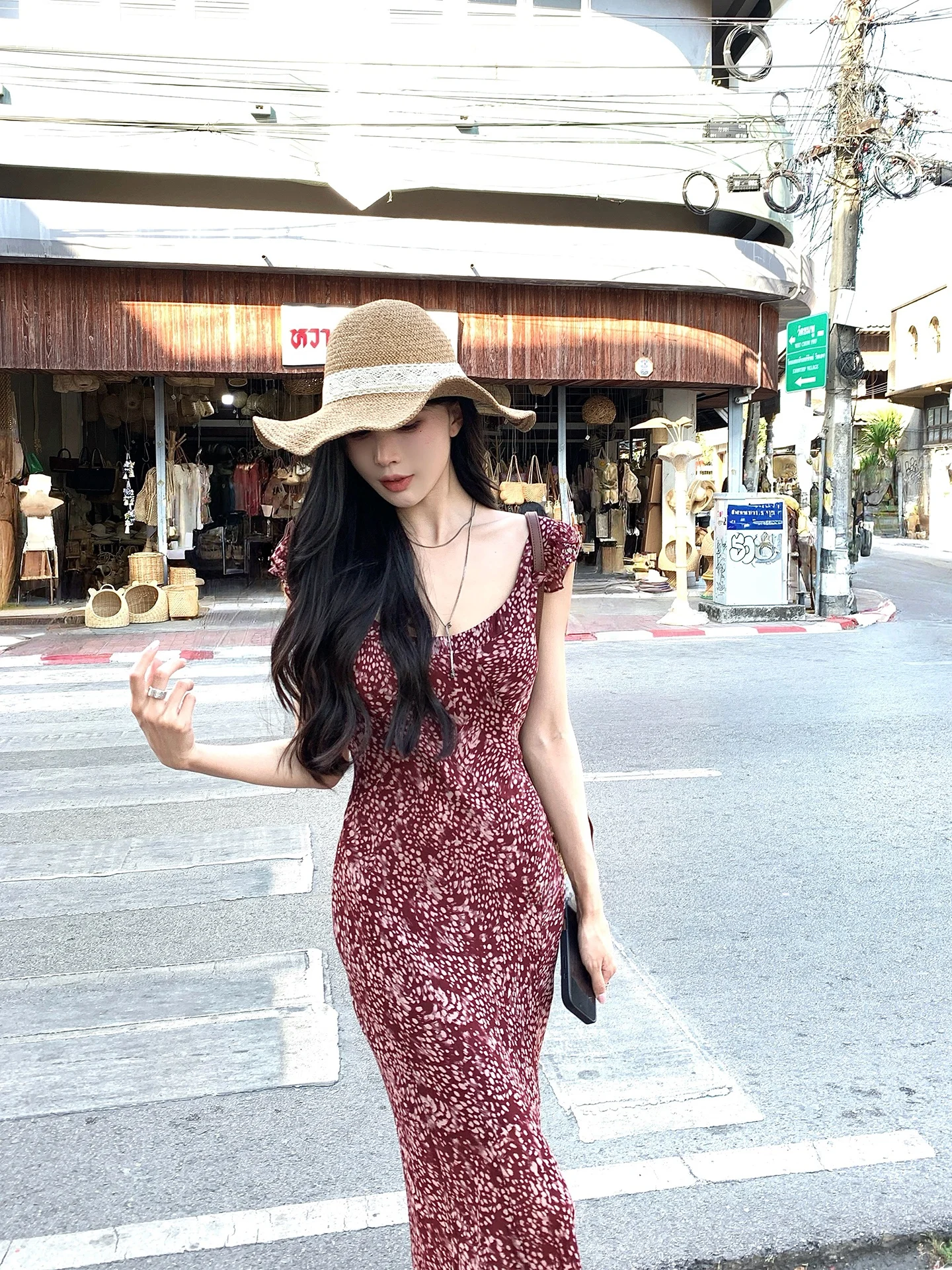 

Chenxi He Long Summer Vacation Sleeveless Slim Fit Maxi Dress with Snowflake Print And Waist Cinching for Taller Women