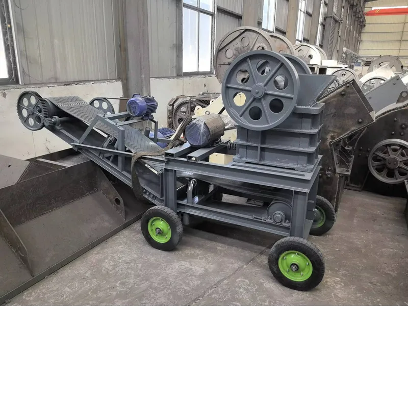 خدمة مخصصة المحمول 150 * 250 كسارة الفك مع شاشة صغيرة محمولة كسارة الفك آلة سحق الصخور الحجرية