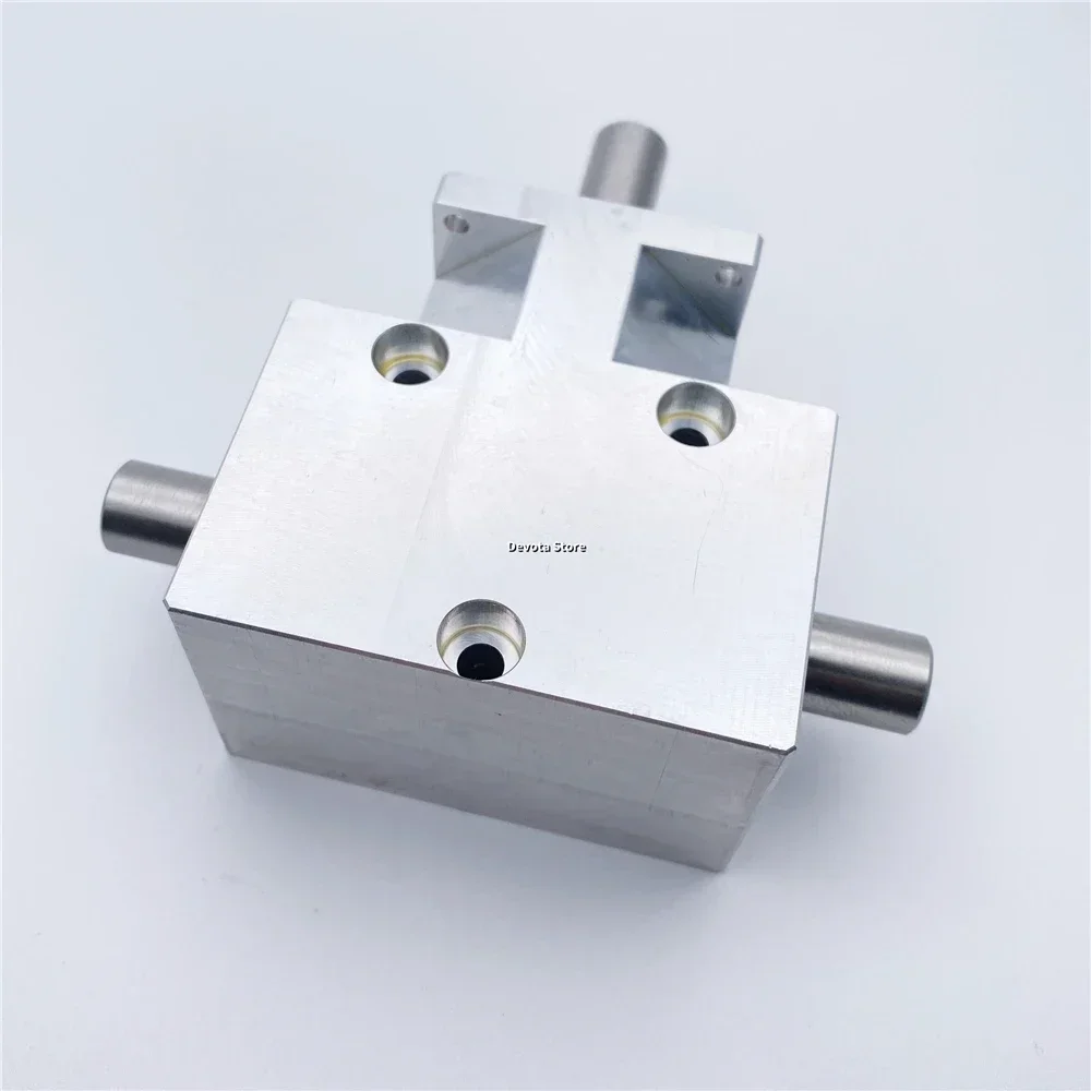 1: 1 Small Corner Device Spiral Bevel Gear 12MM Dual Output Shaft Differential Assembly Gearbox 1M 25T 2000RPM