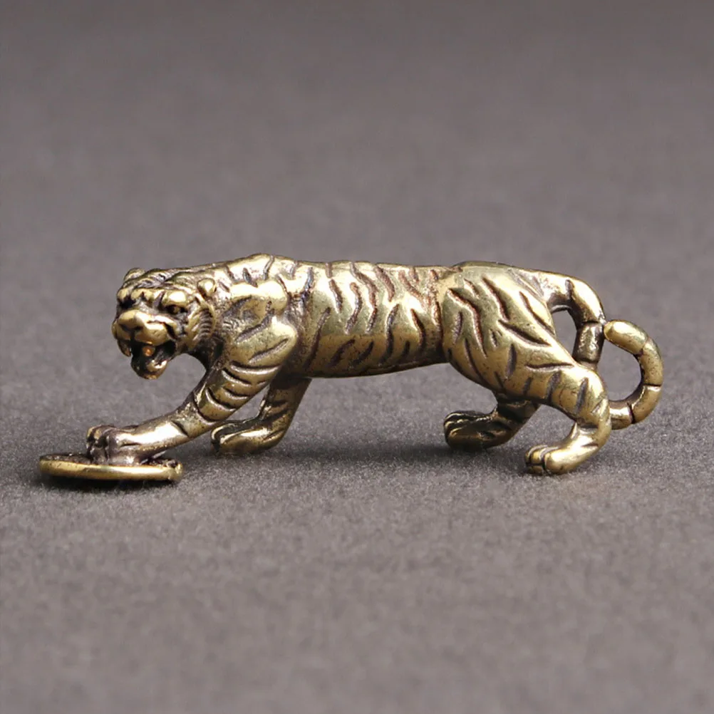 

2pcs Tiger Keychain Brass Creative Key Ring Ornament Decorative Earrings Lightweight Durable Animal Shape Jewelry Charm Bracelet