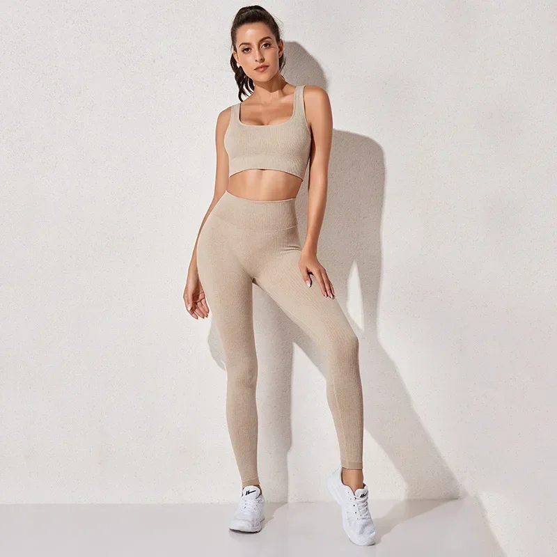 CNACNOO Women's Sportswear Yoga Set Workout Clothes Athletic Wear Gym Legging Seamless Bra Crop Top Long Sleeve Yoga Suit