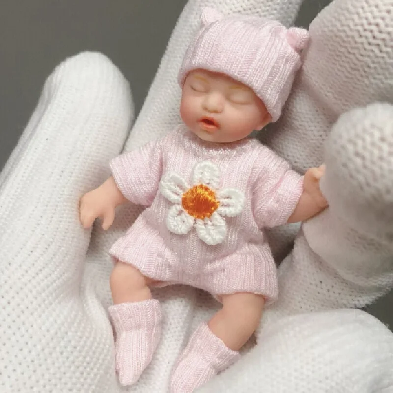 Zuru Mysterious Box Baby Ball Akcesoria Ubranka dla lalek Miniverse Brands Blind Box Mini Baby Ball Tylko Ubranka dla lalek Ręcznie robiony prezent