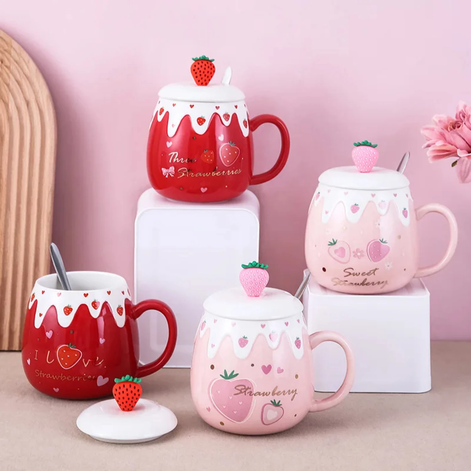 1pc 450ml Cute Strawberry Ceremic Cup with Lid Spoon Water Cup Coffee Mug Creative Gift Easy To Clean Summer Winter Drinkware