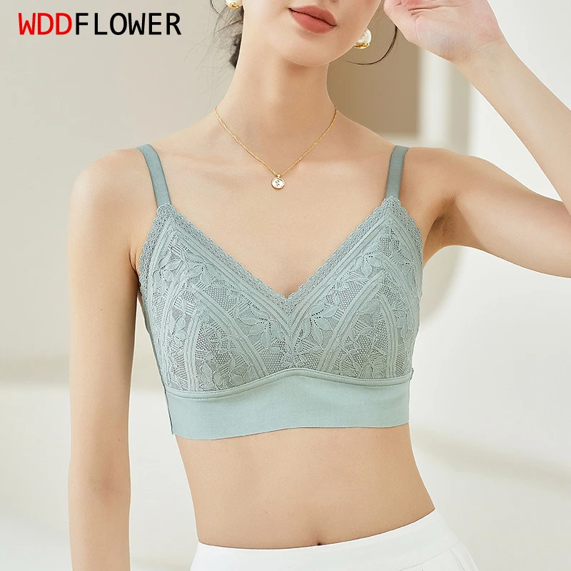 

Women Silk Bra Mulberry Silk Lining 3/4 Cups Everyday wear Lace Concentrated Bra Padded Wire Free Solid Colors M L XL TG258