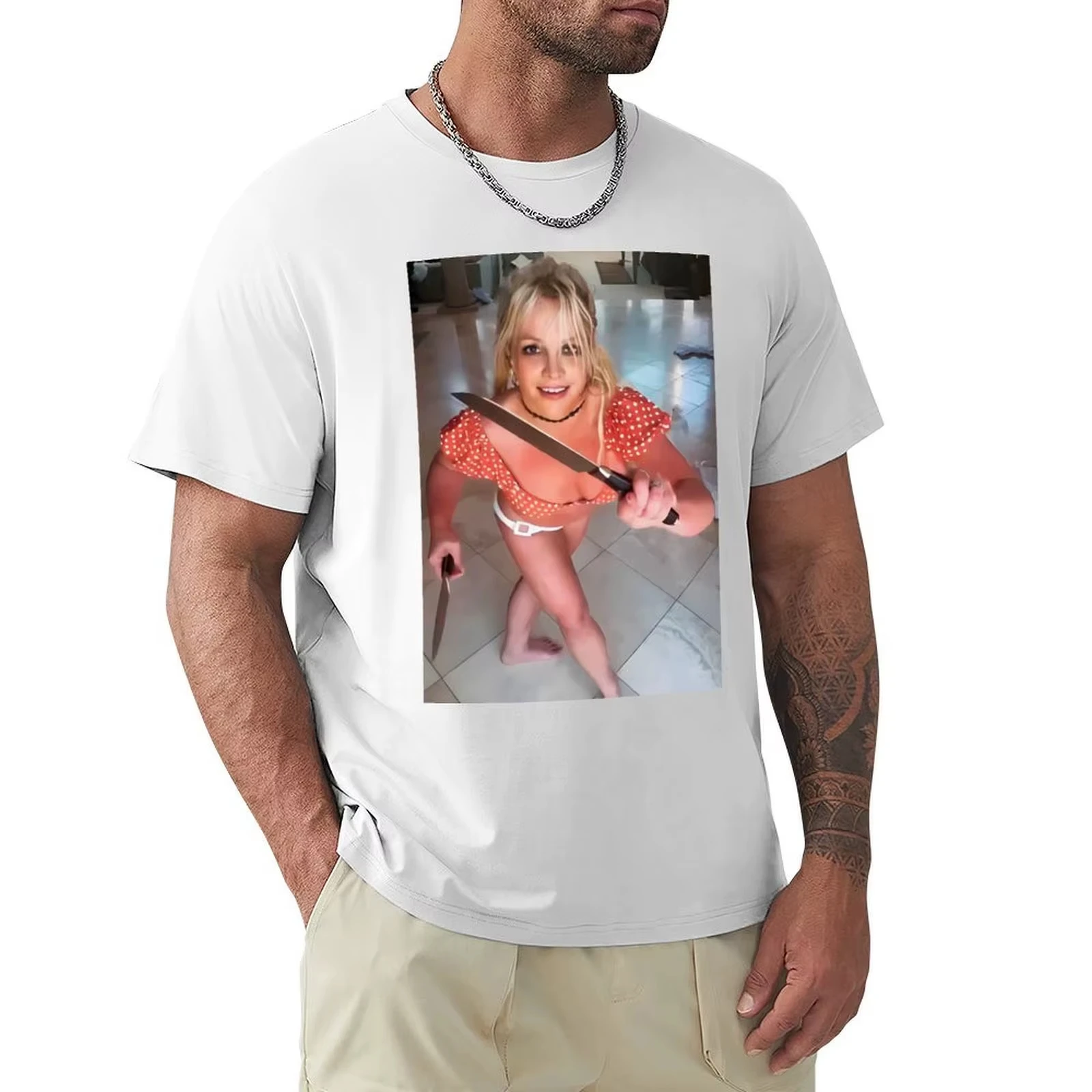 Britney Knives 2 T-Shirt Vintage T Shirts Topping Men Clothings Harajuku Oversized T Shirt