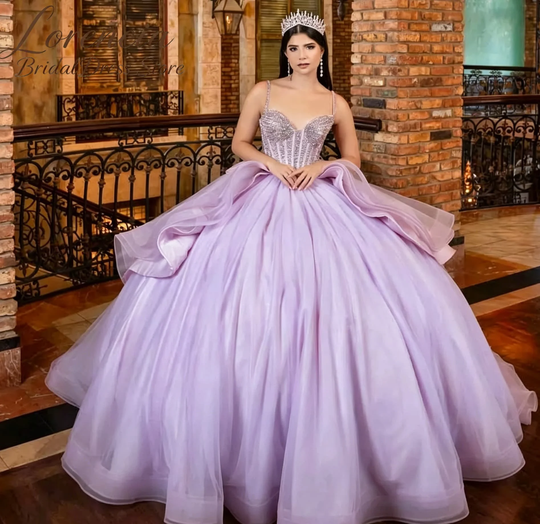 Customized Elegant Quinceanera Dresses With Rhinestones Bowknot Spaghetti Strap Sweetheart Robe Princess Ball Gowns Bleu Femm