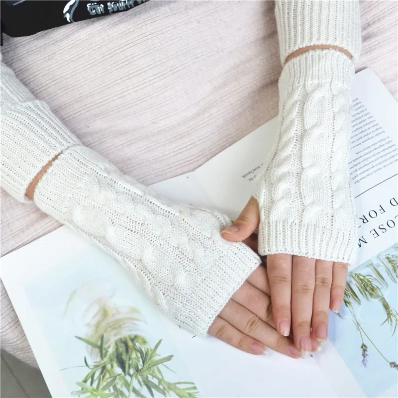 White Cable Knit Fingerless Wrist Cuffs Short Twisted Knit Half Finger Gloves Soft Warm Winter Arm Warmers for Daily Office Use