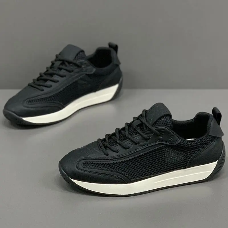 

2025 Spring Autumn Retro Running Shoes Breathable Mesh Sneakers Soft Sole Comfortable Lace Up Casual Student Fashion Trend