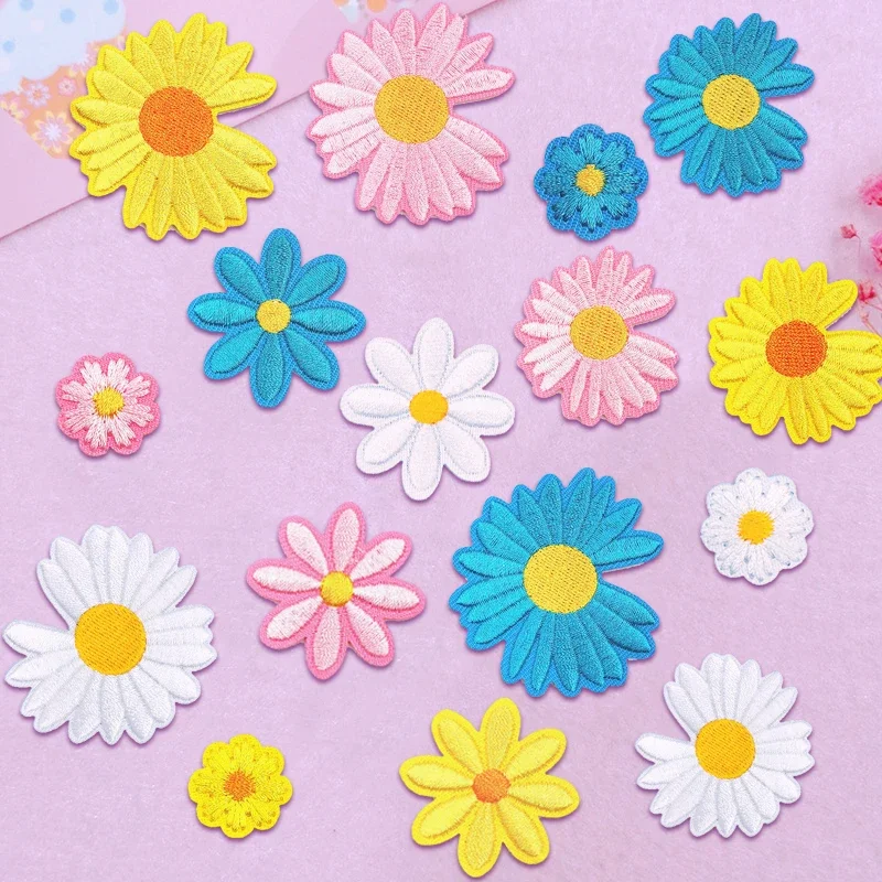 8pcs Lot Flower Bulk Designer Patches For Clothes Iron On Parches Bordado Para Ropa Pack Thermal Adhesive Embroidery Sew Stripes