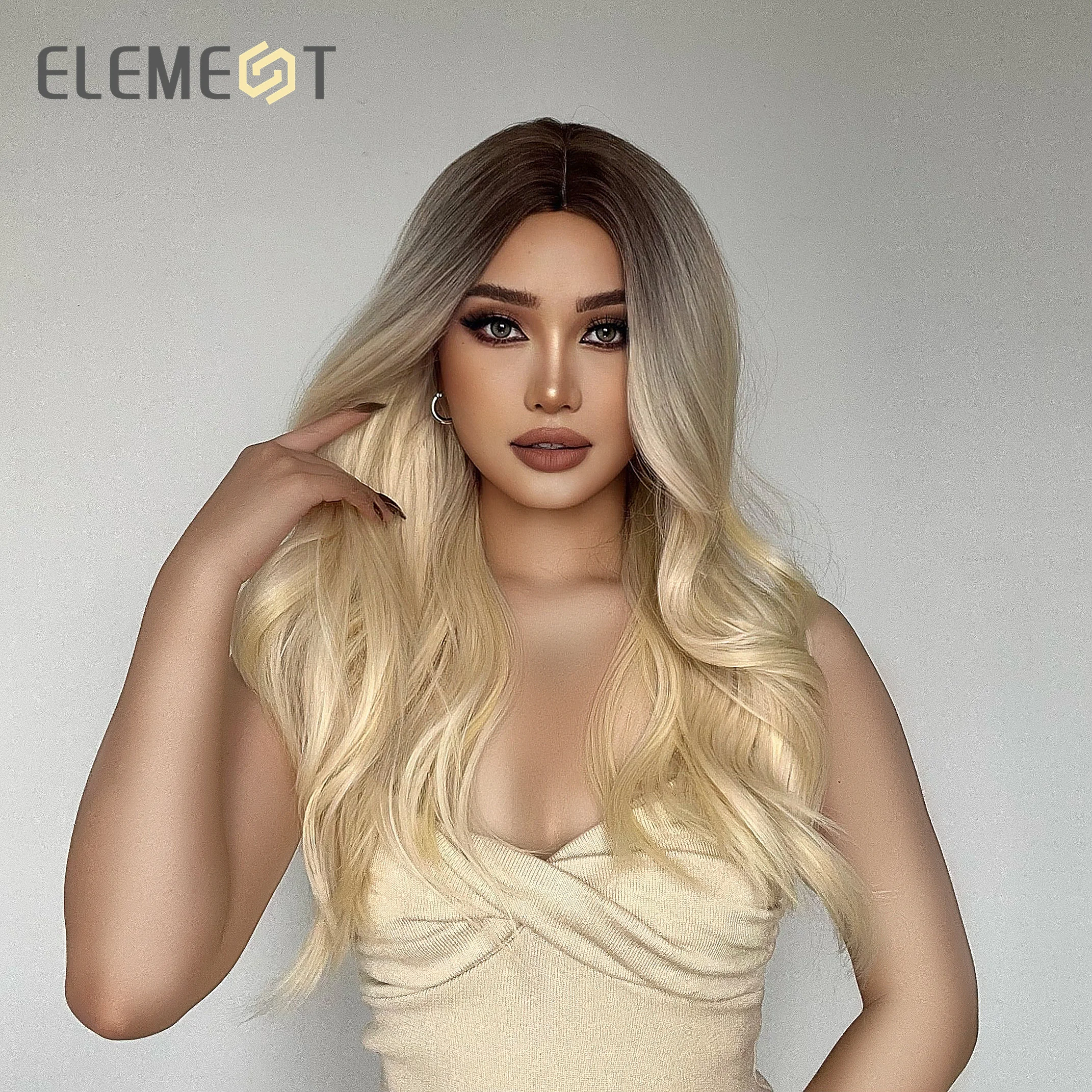 Wig Panjang Bergelombang Air Sintetis Elemen Ombre Coklat untuk Rambut Palsu Bagian Tengah Pirang Platinum untuk Wanita Pesta Sehari-hari Tahan Panas