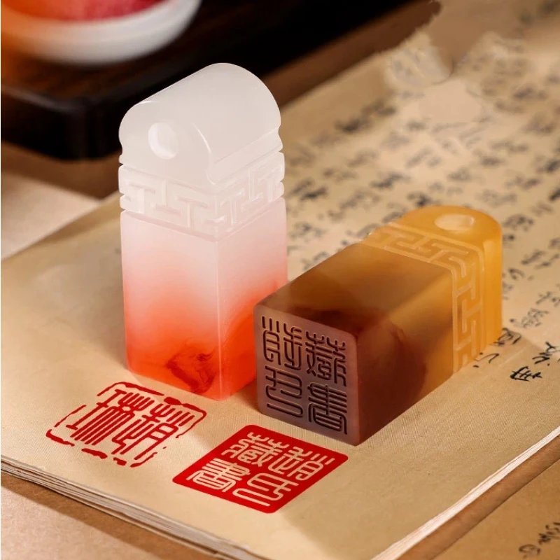 Cute Resin Carving Chinese Characters Name Seals Chinese Calligraphy Painting Private Stamp Customized Souvenir Gifts Logo Stamp
