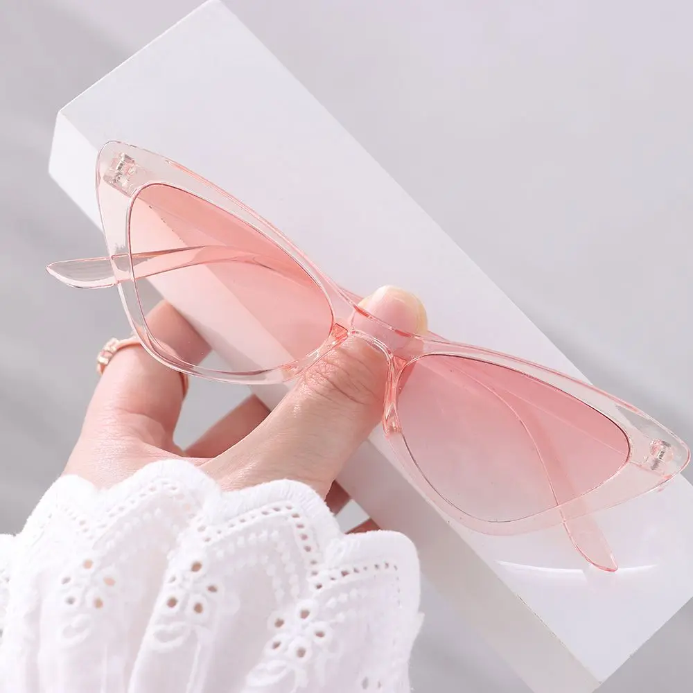 Vintage UV400 Small Frame Streetwear Retro Sunglasses Eyewear Cat Eye Sunglasses for Women