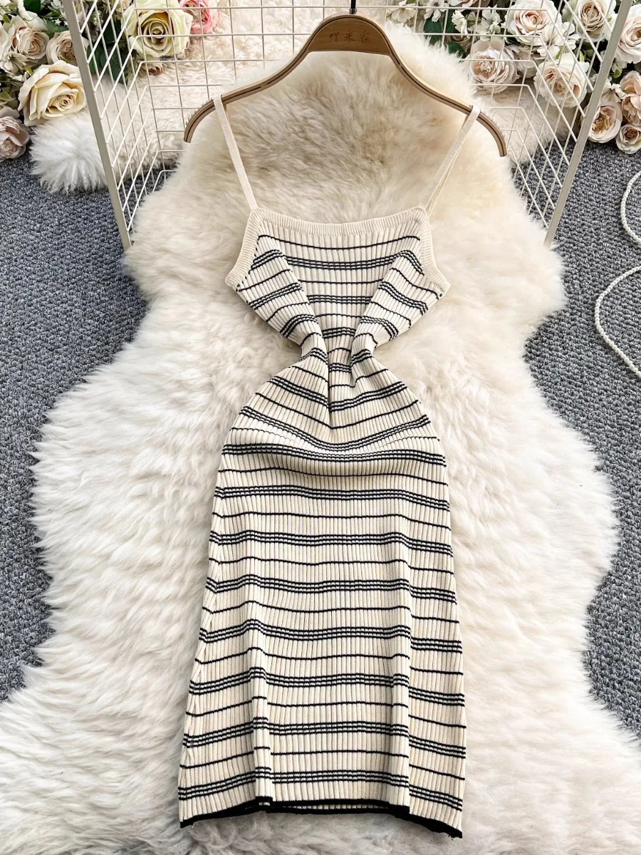 Foamlina Elegante abito sottoveste in maglia a righe francesi da donna 2025 Abito estivo elastico slim fit aderente midi lavorato a maglia con canottiera