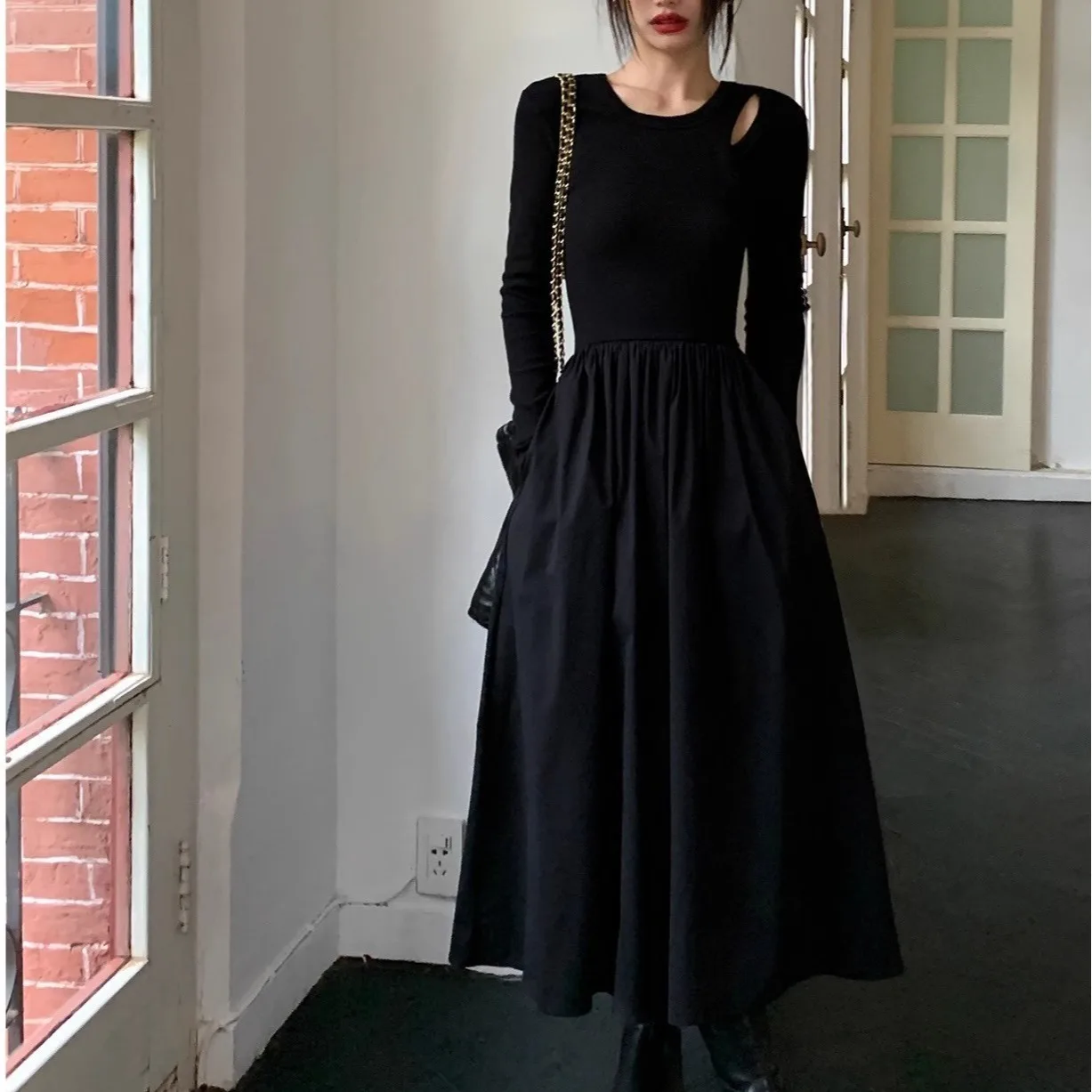 

2025 Hollow Knitted Long-sleeved Dress Women's Spring and Autumn New Design Sense Niche Temperament Slim and Thin Long Dress
